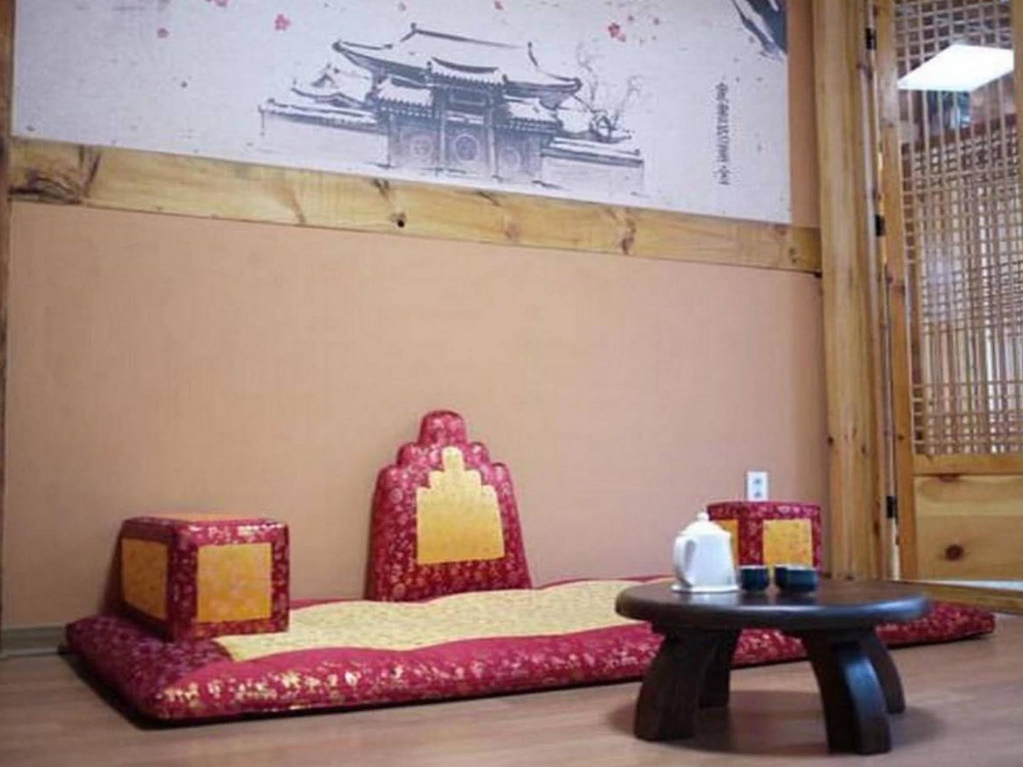 Haemil Hanok 2*
